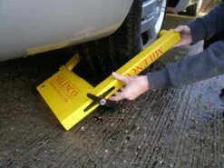 Milenco Compact Wheelclamp 9 Milenco Compact Wheelclamp -Vangos Store PC190004