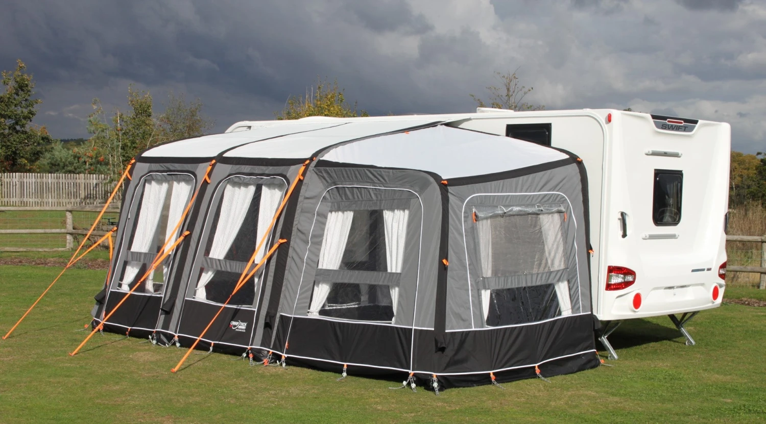 Camptec Starline Elite Air Awning 260 4 Camptec Starline Elite Air Awning 260 - Image 2