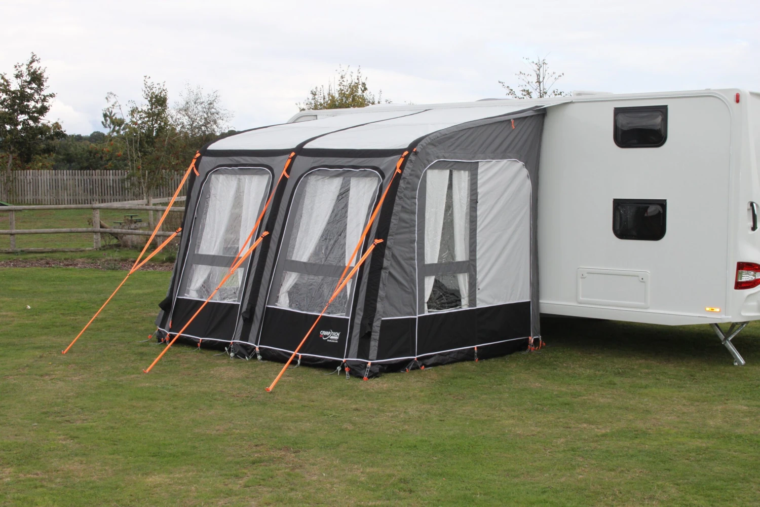 Camptec Starline Elite Air Awning 260 3 Camptec Starline Elite Air Awning 260