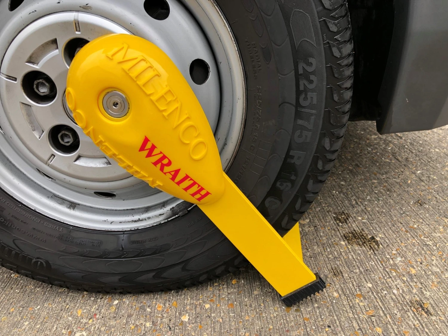 Milenco Wraith 2 Wheel Lock - Caravans 8 Milenco Wraith 2 Wheel Lock - Caravans - Image 6