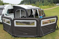 Outdoor Revolution Oxygen Windbreak - 3 Section 9 Outdoor Revolution Oxygen Windbreak - 3 Section -Vangos Store orbk0105 oxygenwindbreak l3